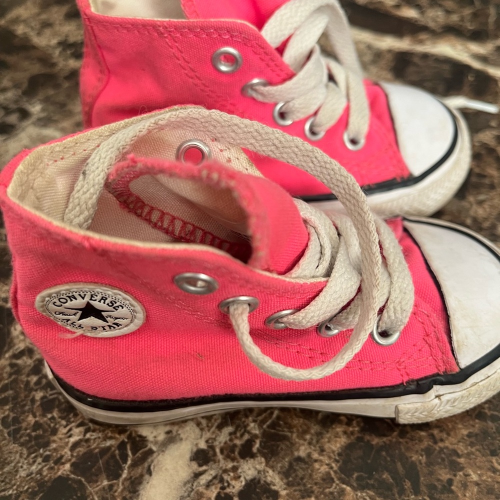 Converse baby Pink High-Top Sneakers size 4